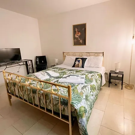 Guest house Dimora Arte E Vino, 9 Minuti Dai Mercatini Di Natale *