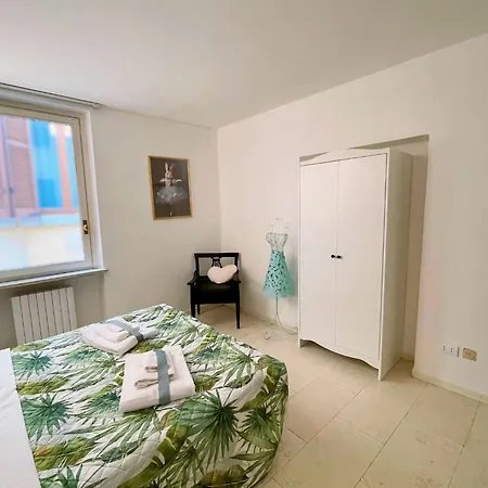 Guest house Dimora Arte E Vino, 9 Minuti Dai Mercatini Di Natale